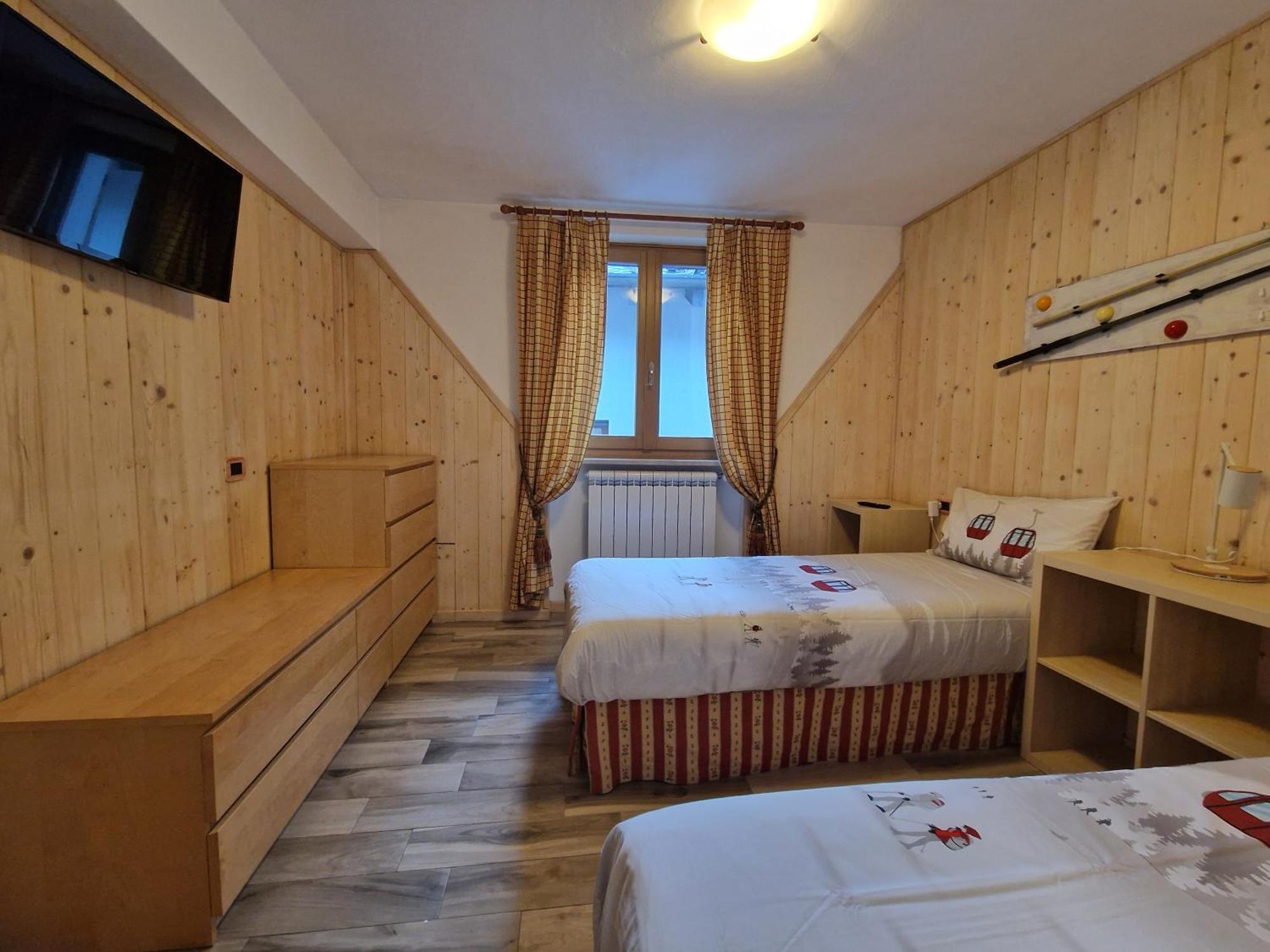 Ale & Teo Apartman Temù Kültér fotó
