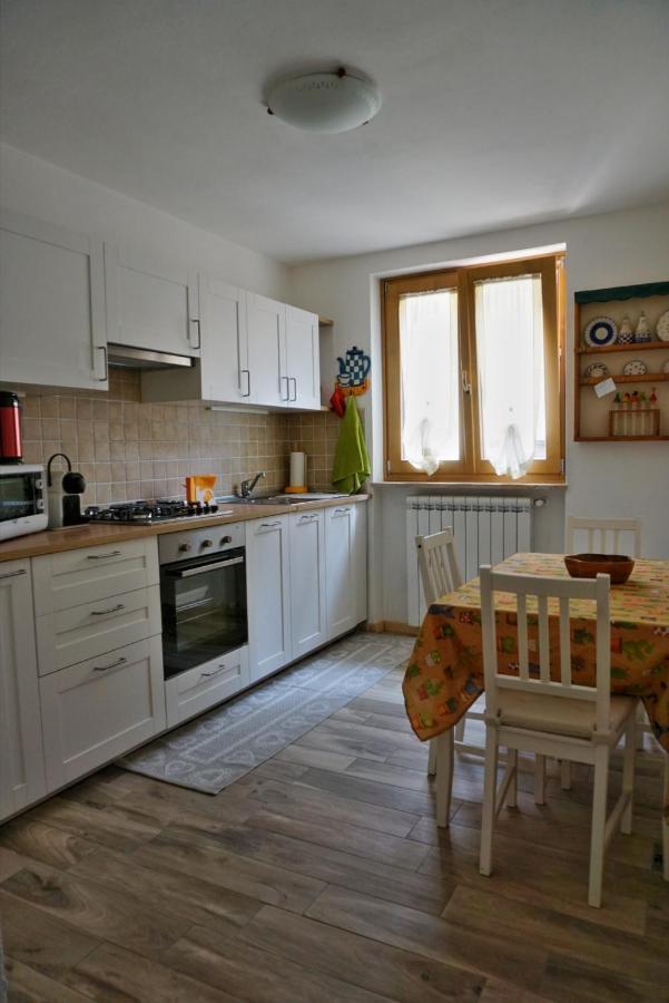 Ale & Teo Apartman Temù Kültér fotó