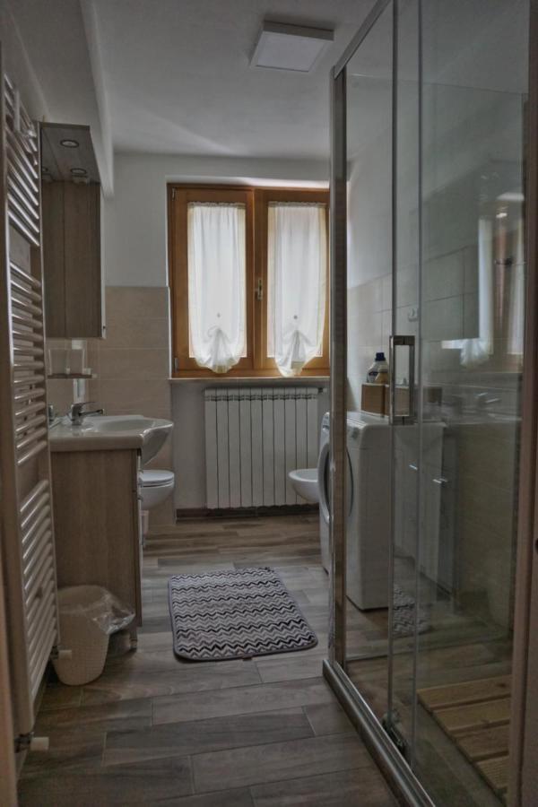 Ale & Teo Apartman Temù Kültér fotó
